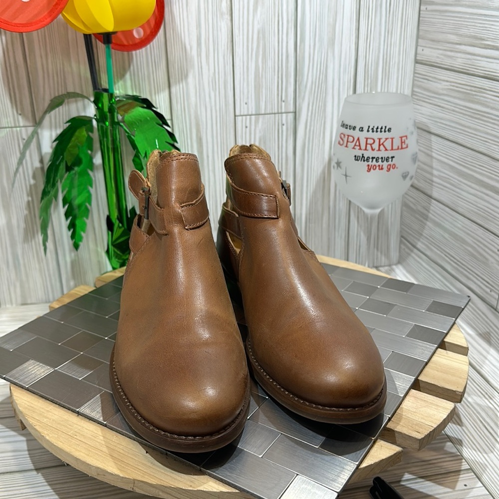 L.L. Bean booties #068